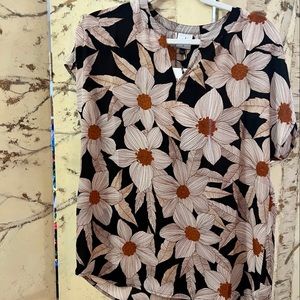 Cabi Meadowbrook top size small